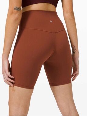 Lululemon - Align Short 8"